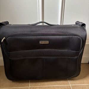 Samsonite garment carryon luggage